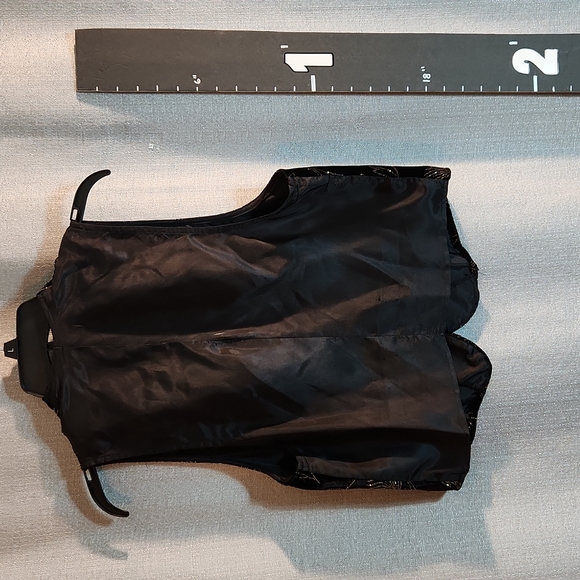 G57 Black feather - Picture 3 of 5